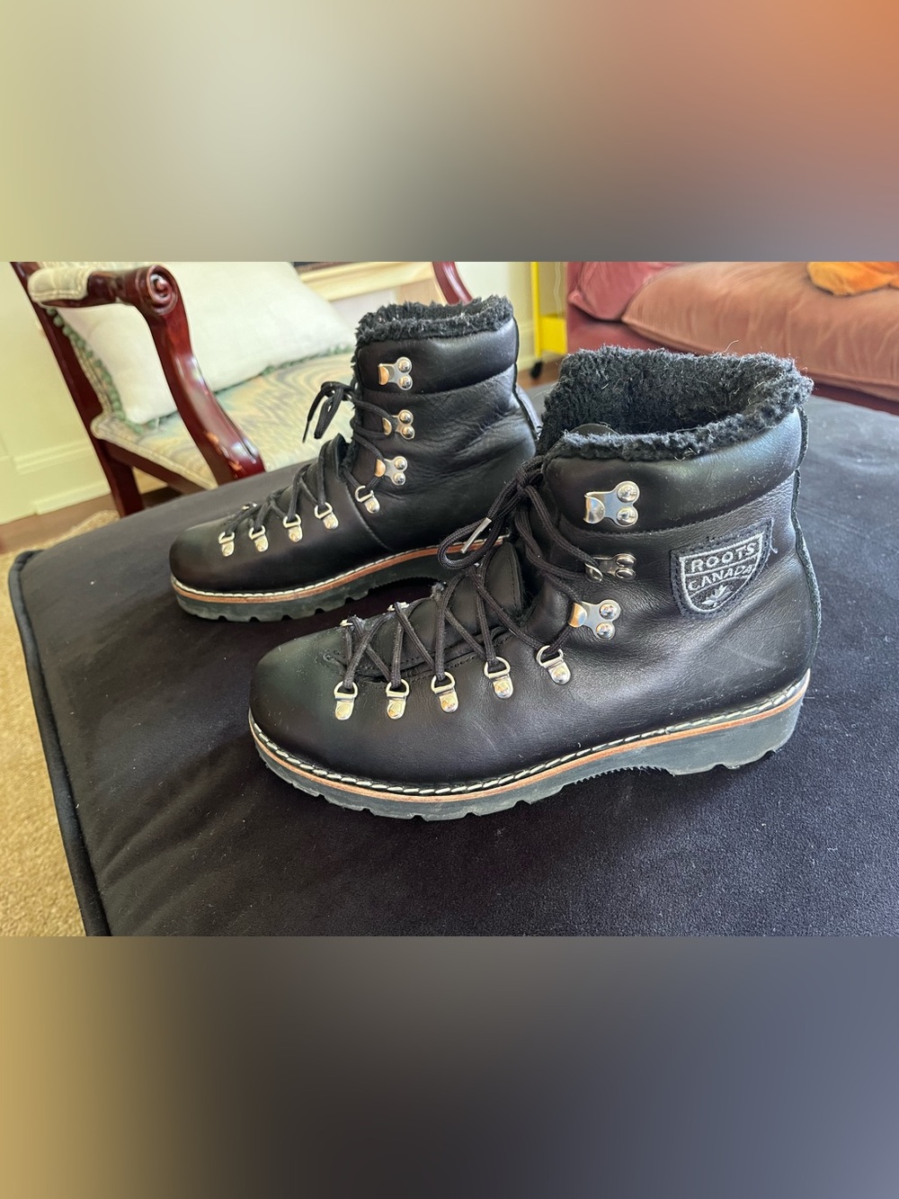 Women’s Black Leather Lace-Up Alpine Hiker Boots - Sherpa Wool Insulation